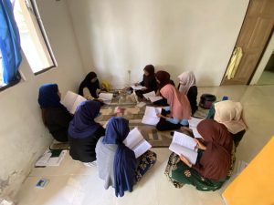 astuti tanjung karang