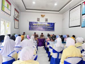 Penyerahan Mahasiswa dan MMD I PKL Kebidanan Komunitas TA 2025/2026 di Kelurahan Penana’e ketahanan