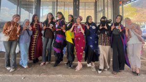 Tampil Memukau! Mahasiswi POLMUDA Bawa Pesona Wastra Bima di Lawata Fashion Week 2026 whatsapp image 2026 09 12 at 00.43.11