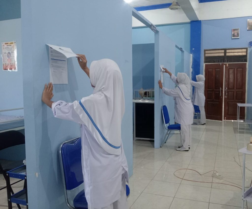 Sukses! OSCE D3 Kebidanan Politeknik Muhammad Dahlan Digelar whatsapp image 2026 07 27 at 23.50.25