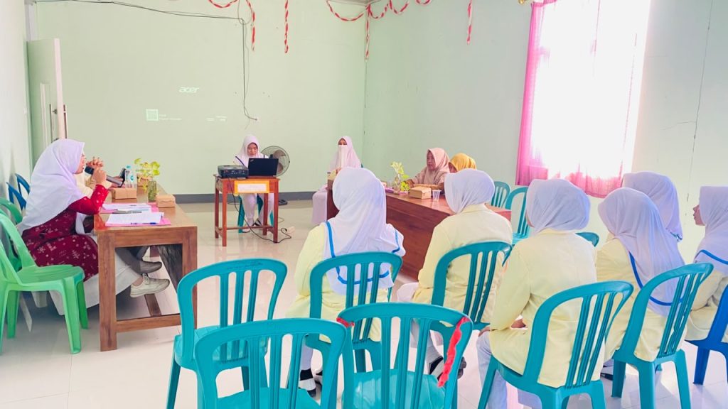 Prodi D3 Kebidanan POLMUDA Gelar Seminar dan Penarikan Praktik Klinik Kebidanan II di Puskesmas Kumbe whatsapp image 2026 08 18 at 05.10.23